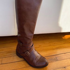 Brown boots